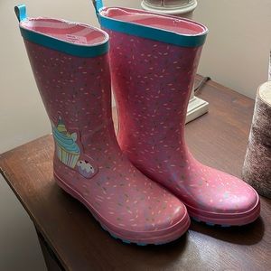 Girls rain boots